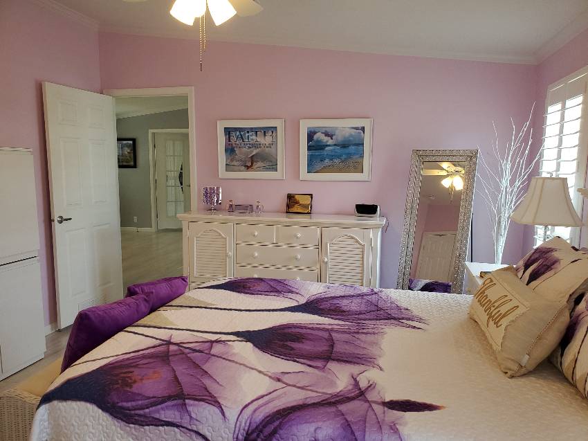 7015 W Leonshire Lane a Homosassa, FL Mobile or Manufactured Home for Sale